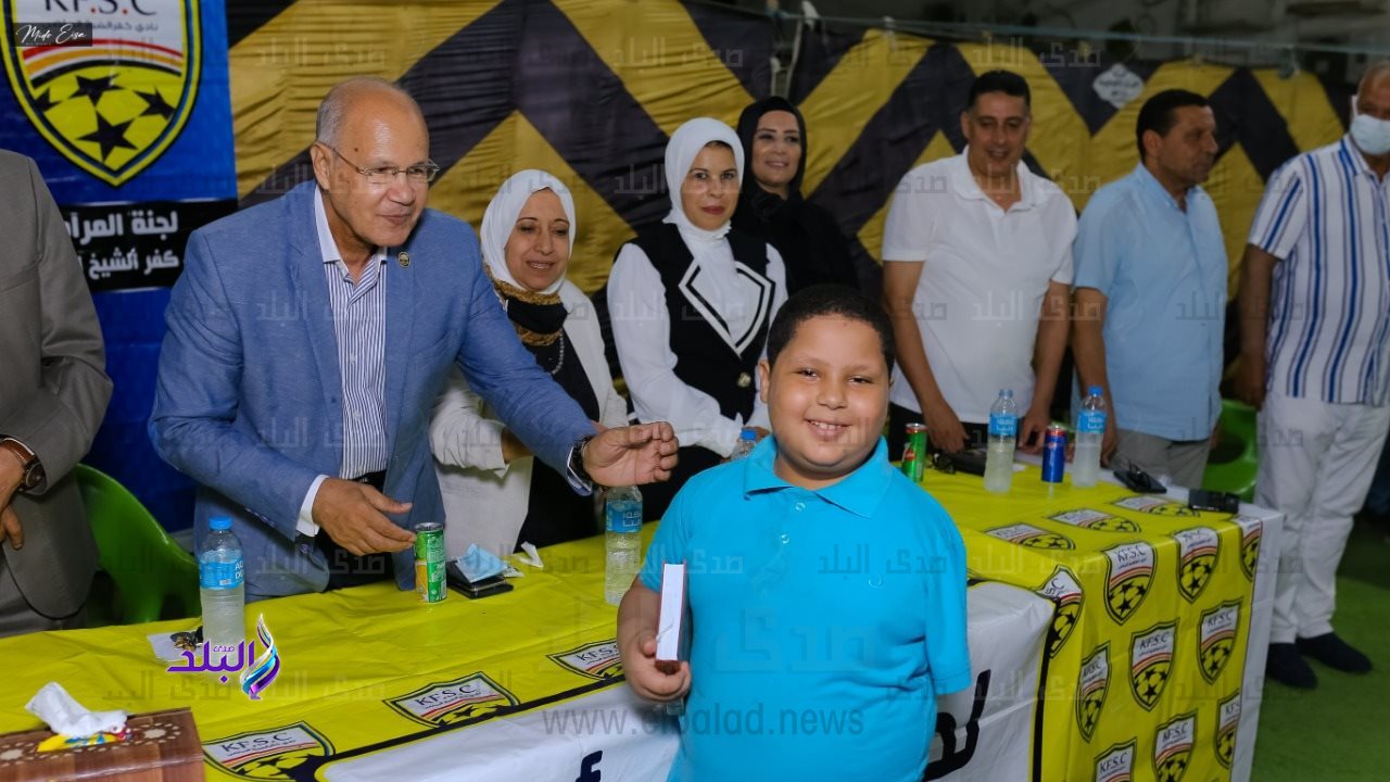 تكريم حفظة القرآن الكريم