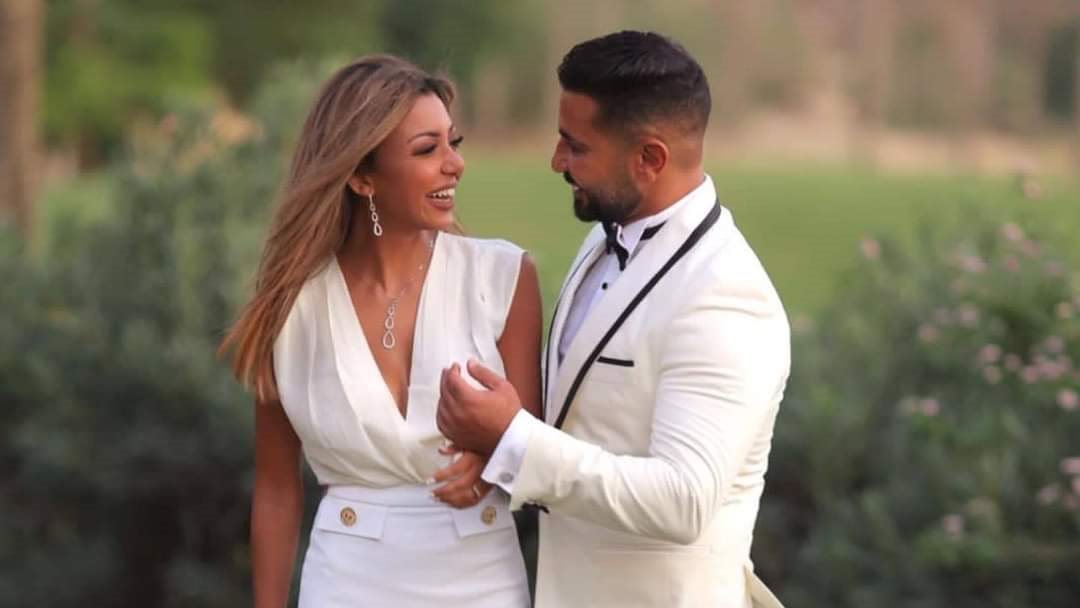 أحمد سعد وزوجته