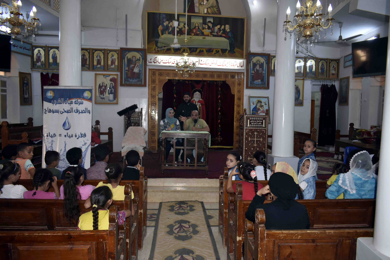 رواد كنيسة الانبا شنوده