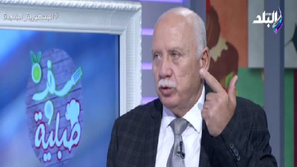 الدكتور خالد الغزالي، استشاري النباتات الطبية