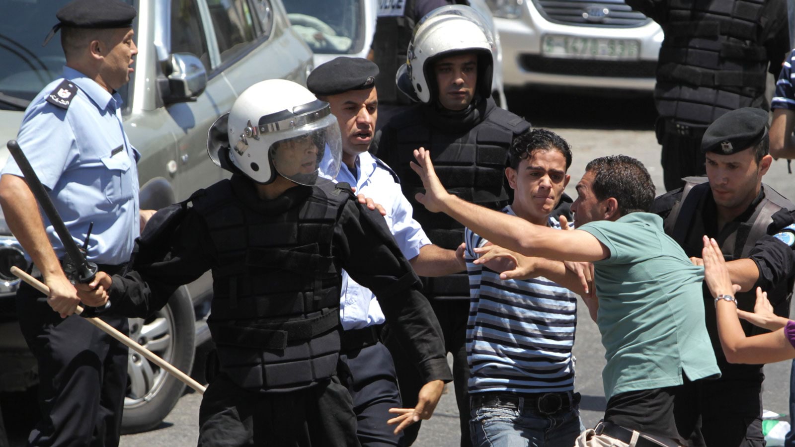 الأمم المتحدة والاتحاد الأوروبي يدينان السلطة الفلسطينية