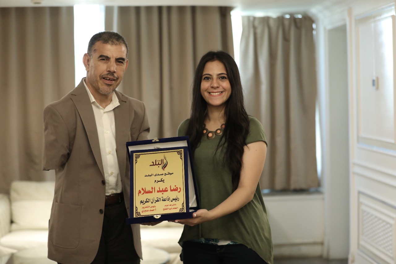 محررة صدى البلد والإذاعي القدير