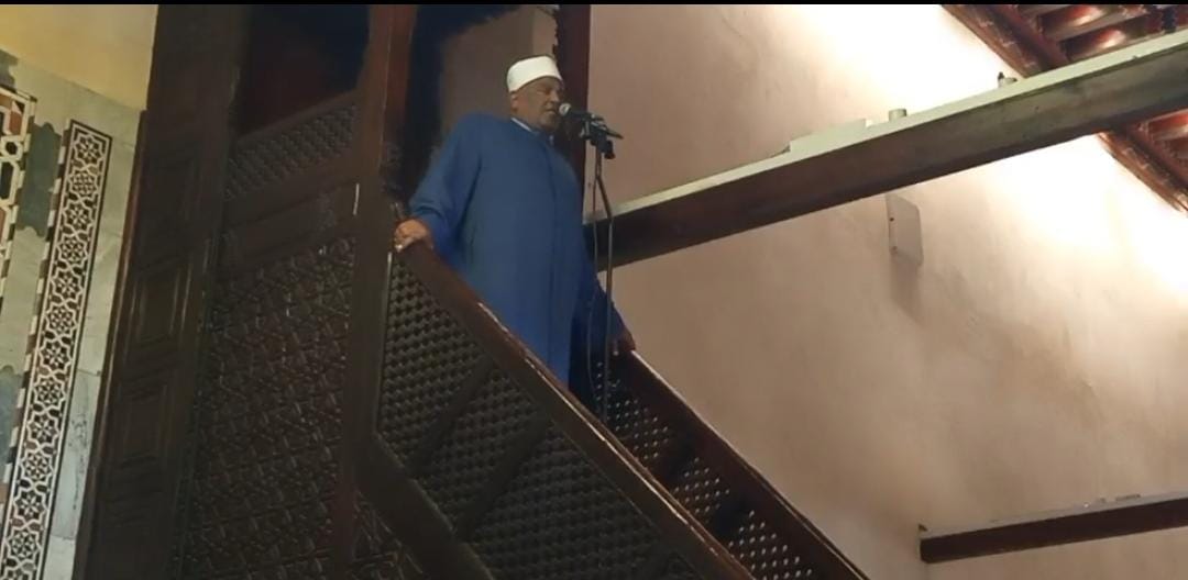 الدكتور عباس شومان