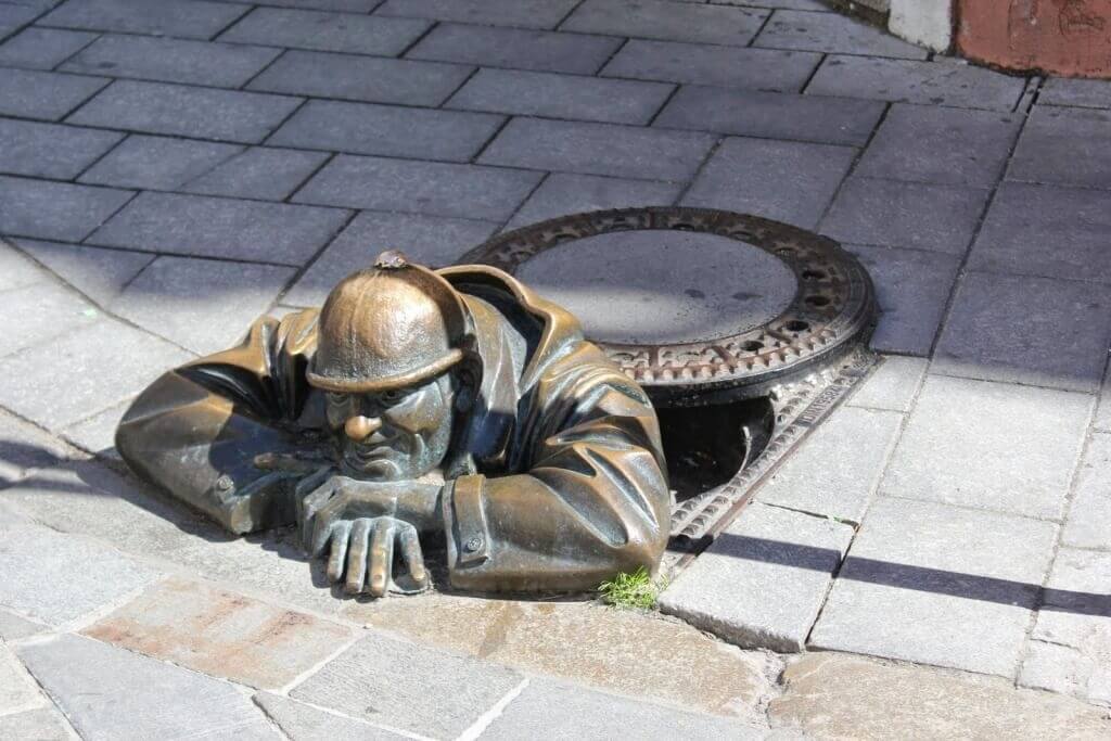 90770-رجل-فى-العمل