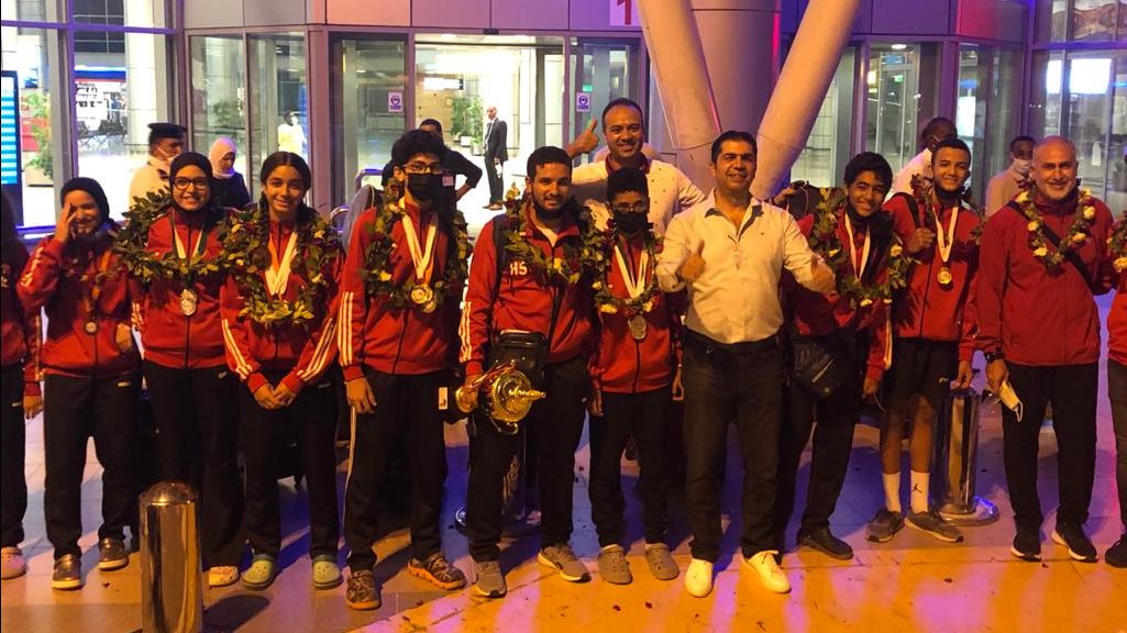 الريشة الطائرة 