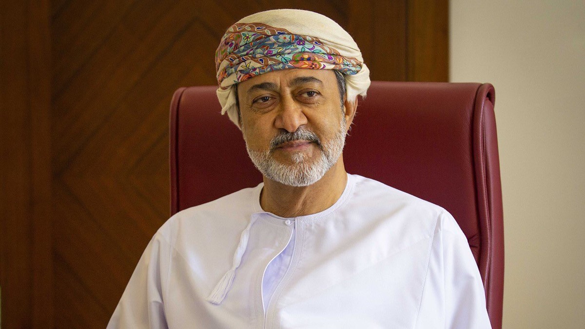 قرار جديد من سلطان عمان بشأن إقامة الأجانب 