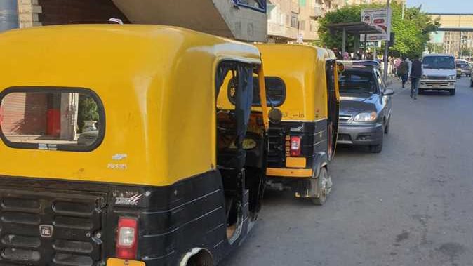 قرار بالتحفظ على التوكتوك المخالف في الإسكندرية