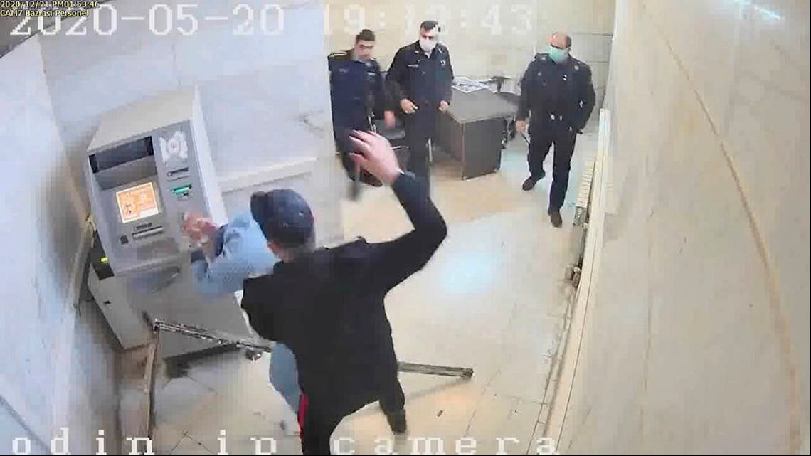 صور مسربة من معتقل إيفين