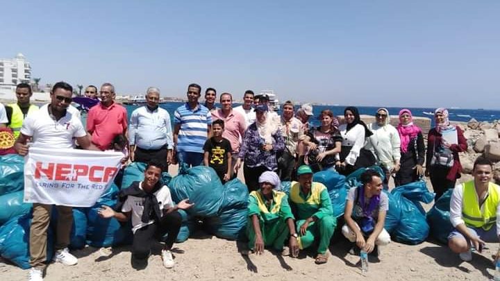 حملة نظافة وتوعية بيئية