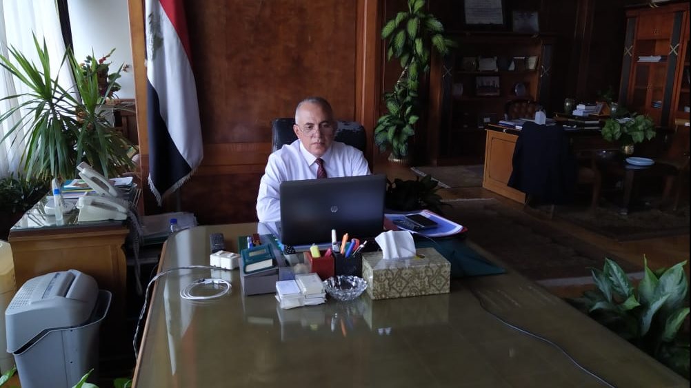 الدكتور محمد عبد العاطى وزير الرى 