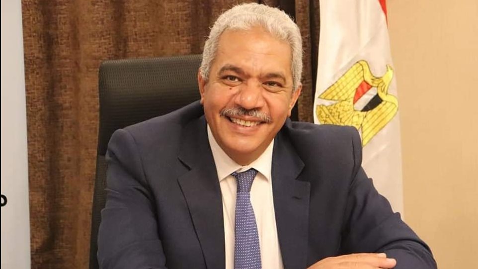 الدكتور محمود صديق