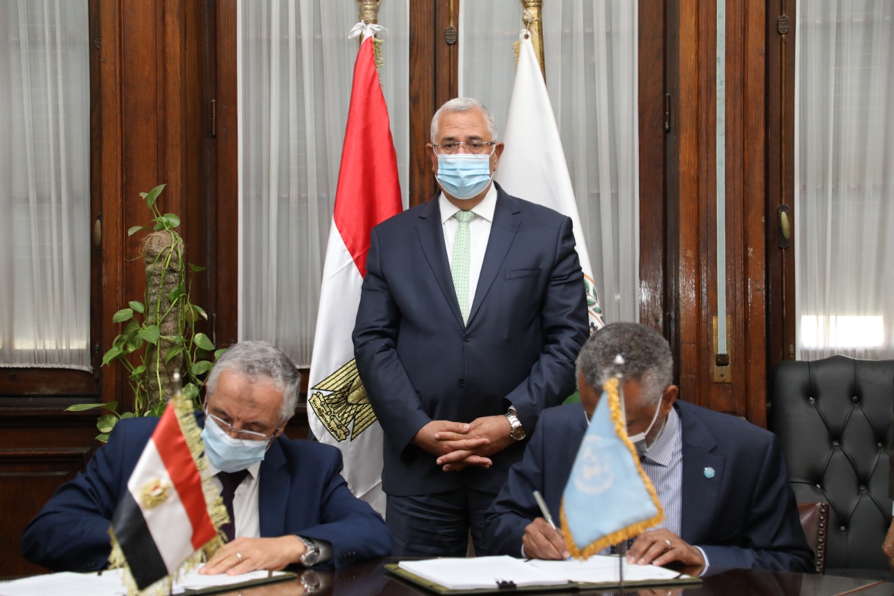 وزير الزراعة يشهد مراسم توقيع مع الفاو