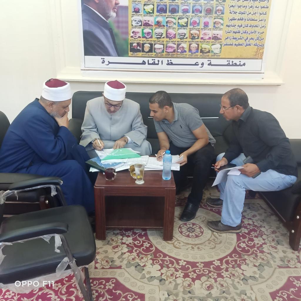 أمين “البحوث الإسلامية” يتابع نتائج خطة التوعية الصيفية 
