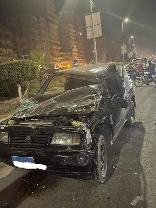 شاهد زفة "عروسين" تتسبب في تحطم 3 سيارات بالمحلة بسبب السرعة