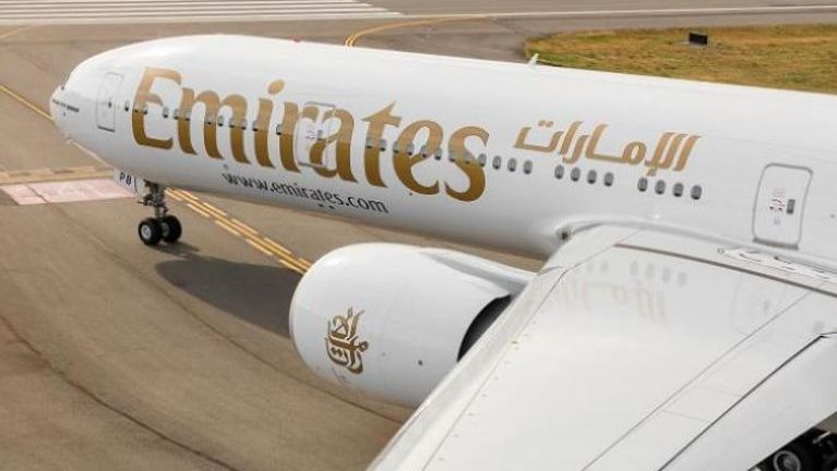 طيران الإمارات 
