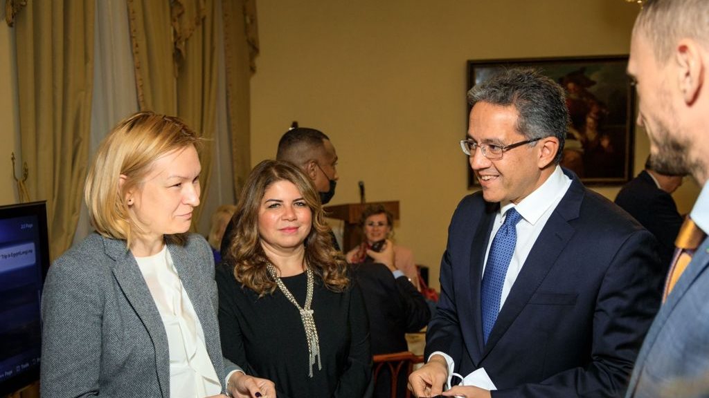 سفار مصر بروسيا تحتفي بوزير السياحة و الآثار فور وصولة موسكو