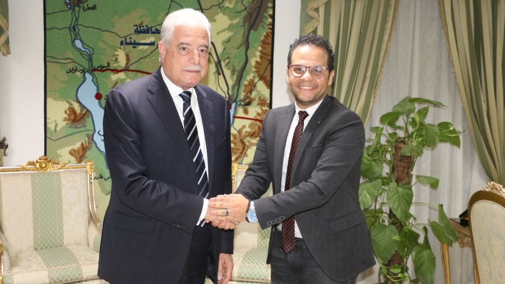 مازن الغرباوي مع محافظ جنوب سيناء 