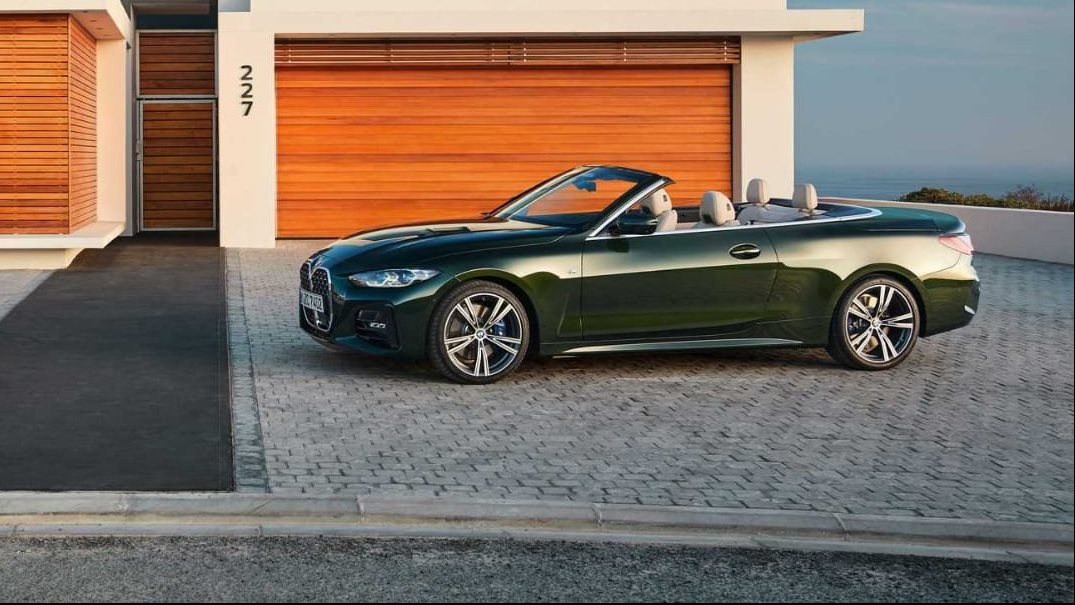 BMW الفئة الرابعة المكشوفة