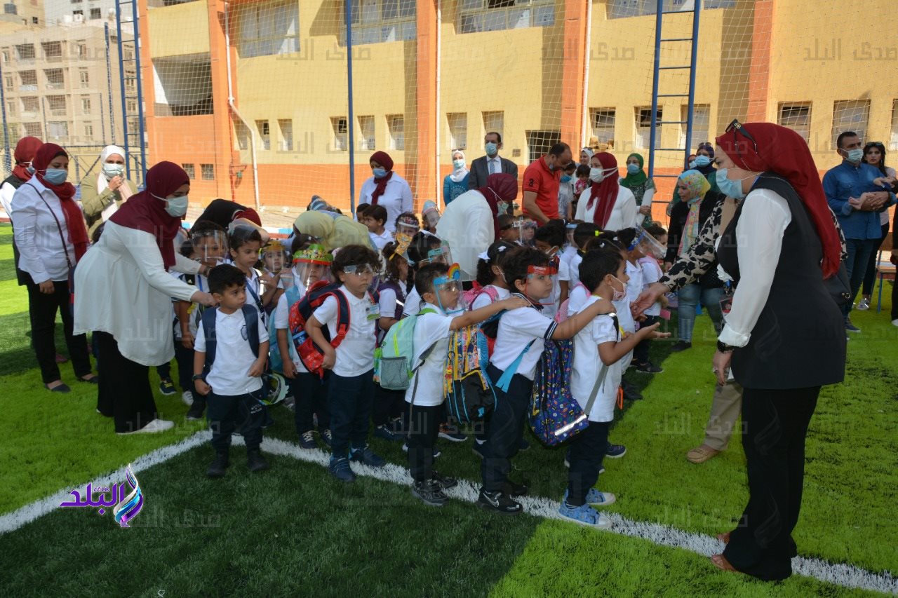 اول ايام الدراسة في المدارس الرسمية الدولية