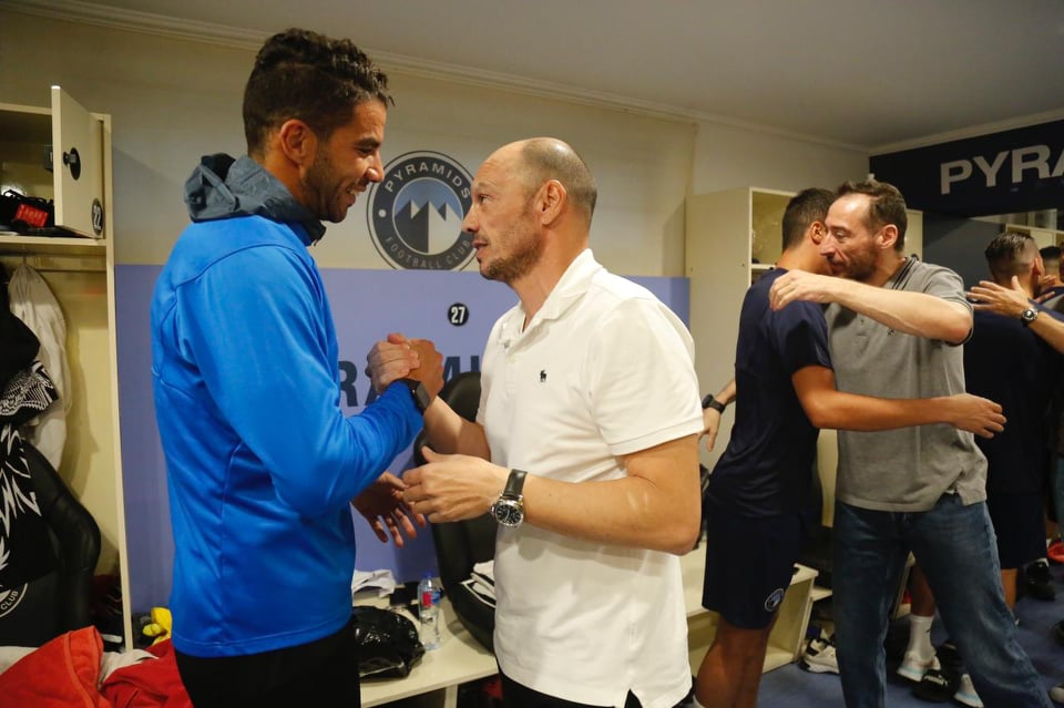 تاكيس جونياس