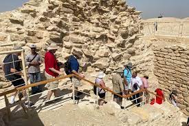 المقبرة الجنوبية للملك زوسر