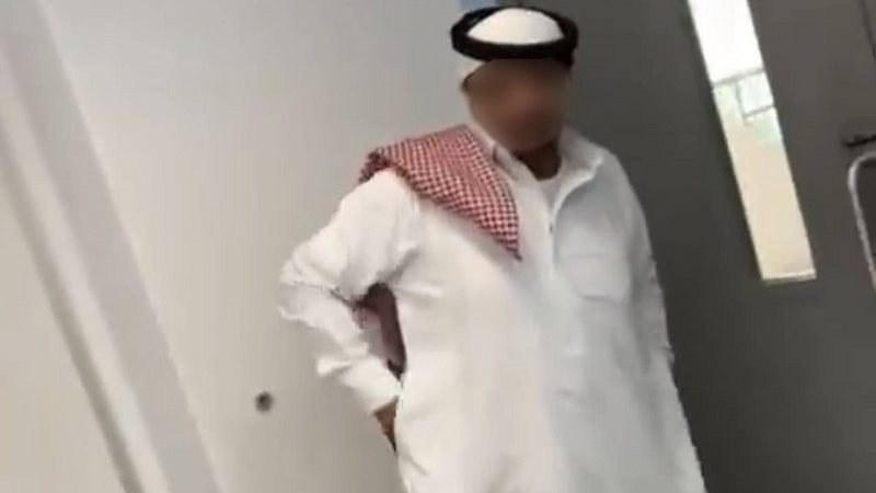 جانب من المدرس صاحب الفيديو 
