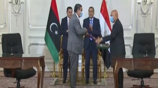 المهندس كامل الوزير، وزير النقل، ونظيره الليبي 