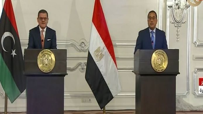 رئيس الوزراء ونظيره الليبى