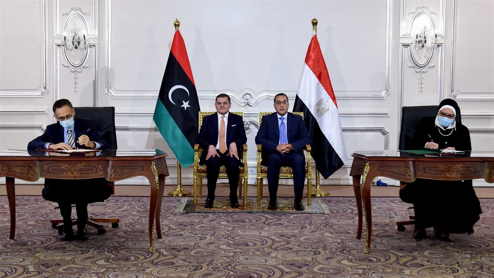 توقيع اتفاقيات بين مصر وليبيا