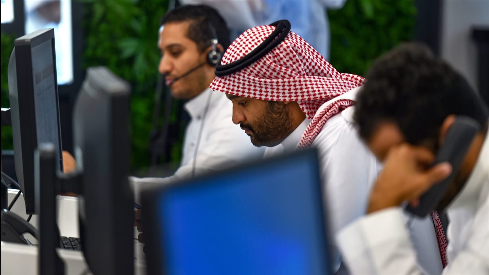 السعودية توافق على نظام الانضباط الوظيفي.. تعرف عليه 