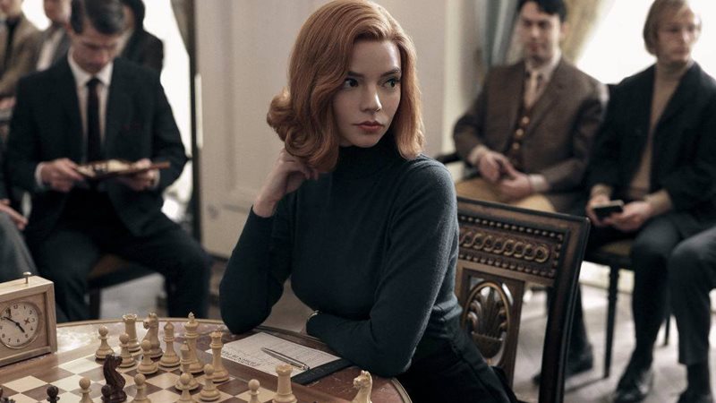 مسلسل مناورة الملكة 