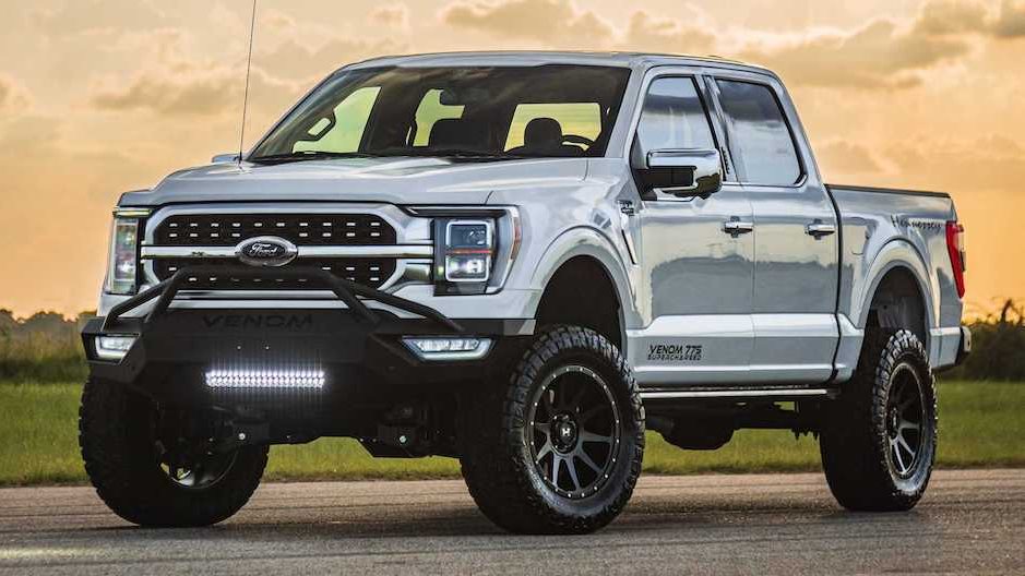 هينسي تضع لمساتها الفريدة على بيك اب فورد F150 .. صور وفيديو