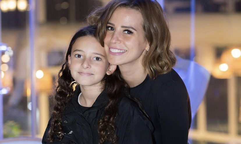 ايمان العاصي و ابنتها