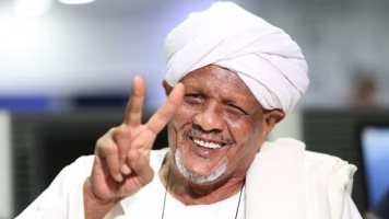الراحل أحمد إدريس 