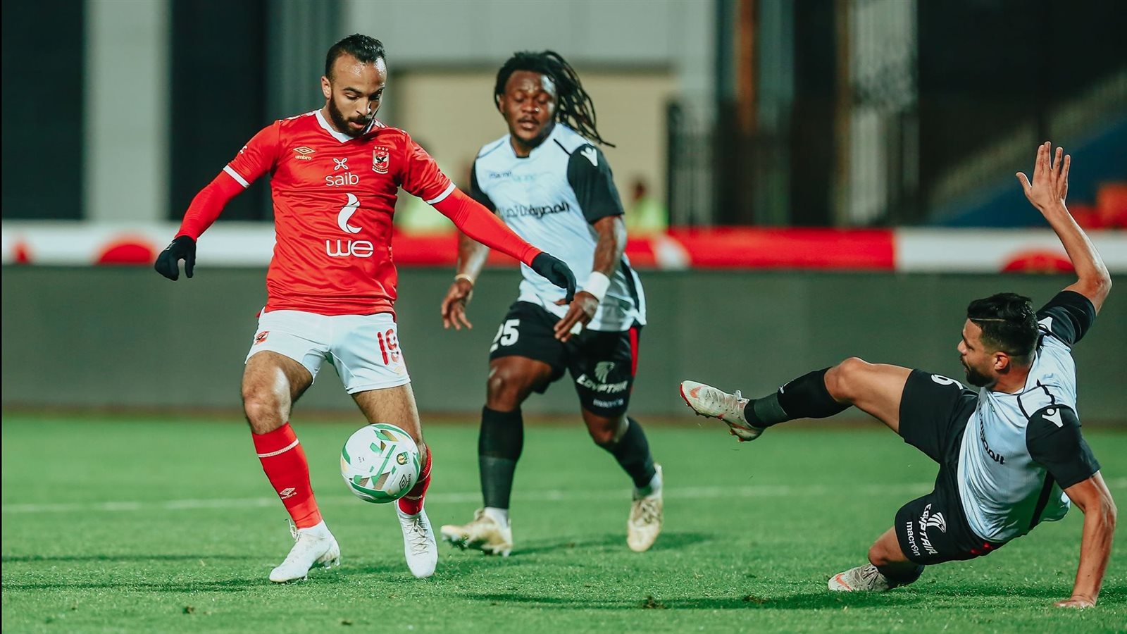 الاهلي وطلائع الجيش 