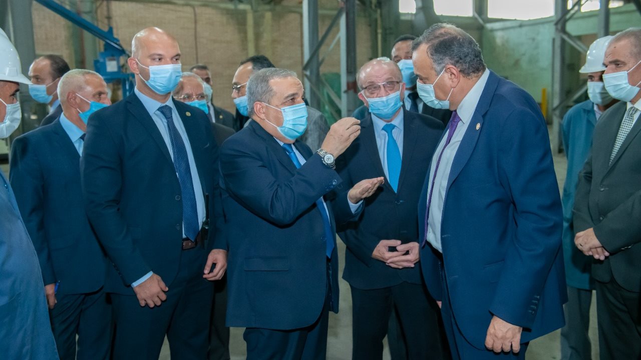 وزير الإنتاج الحربى
