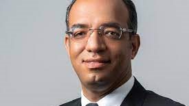 النائب علي مهران عضو مجلس الشيوخ 