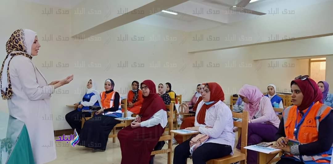 جانب من الندوة