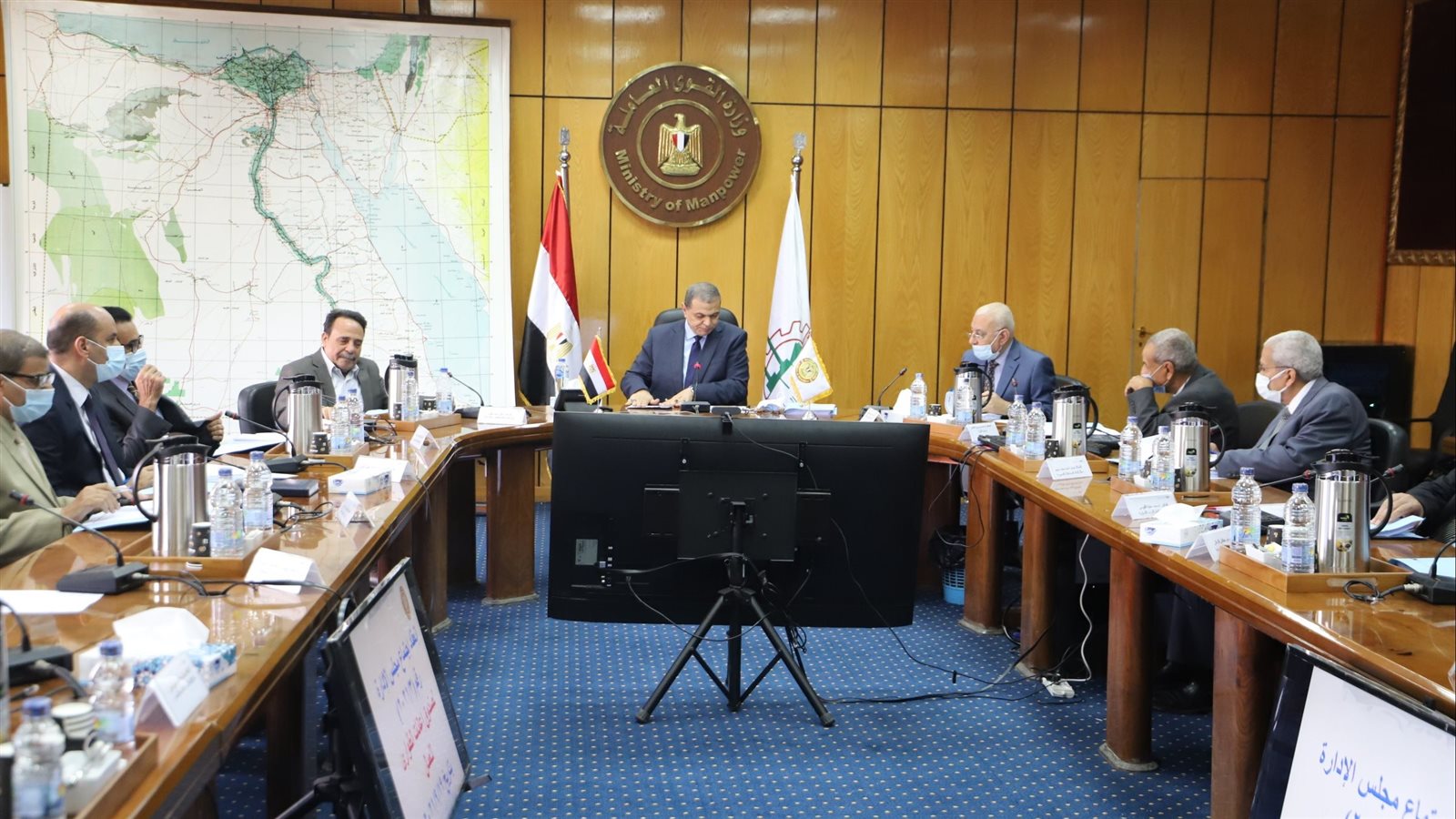 وزير القوي العاملة 