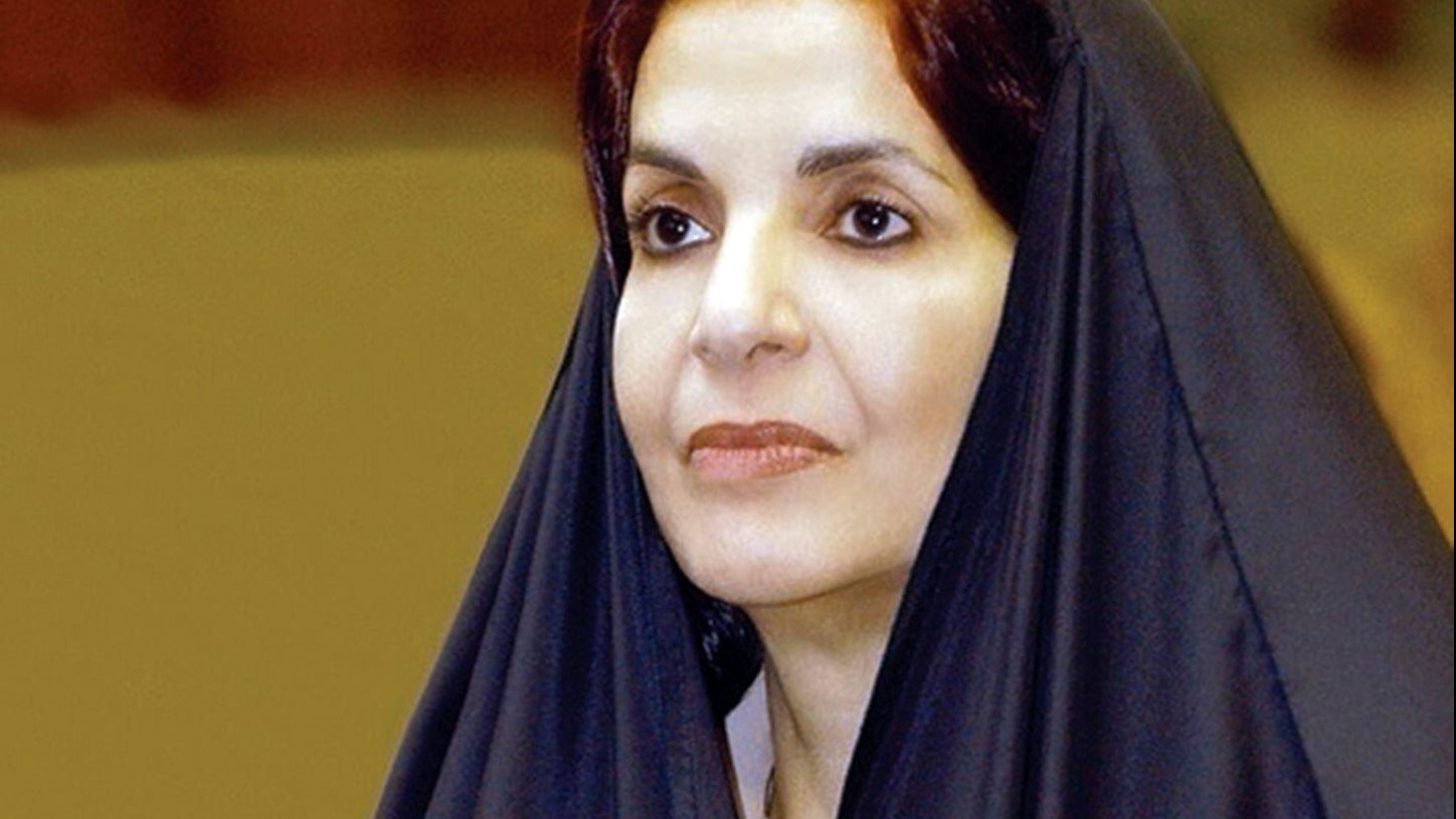  الشيخة فاطمة تهنئ زوجة خادم الحرمين الشريفين