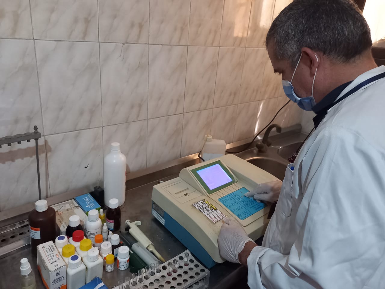 قافلة طبيه بقرية كفر الشيخ هلال بميت غمر