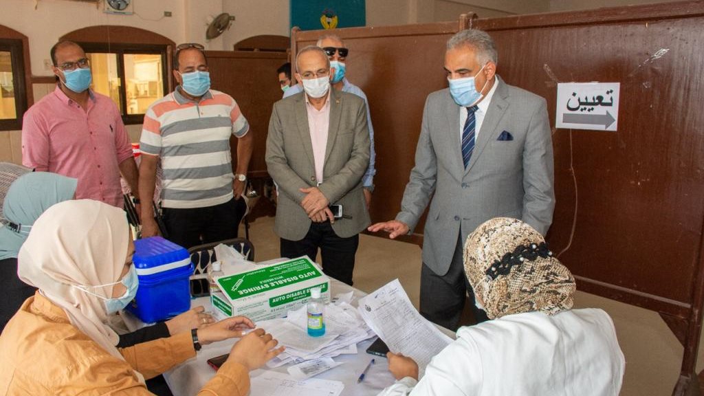 رئيس جامعة طنطا : انطلاق حملة تطعيم لقاح كورونا للطلاب الجدد