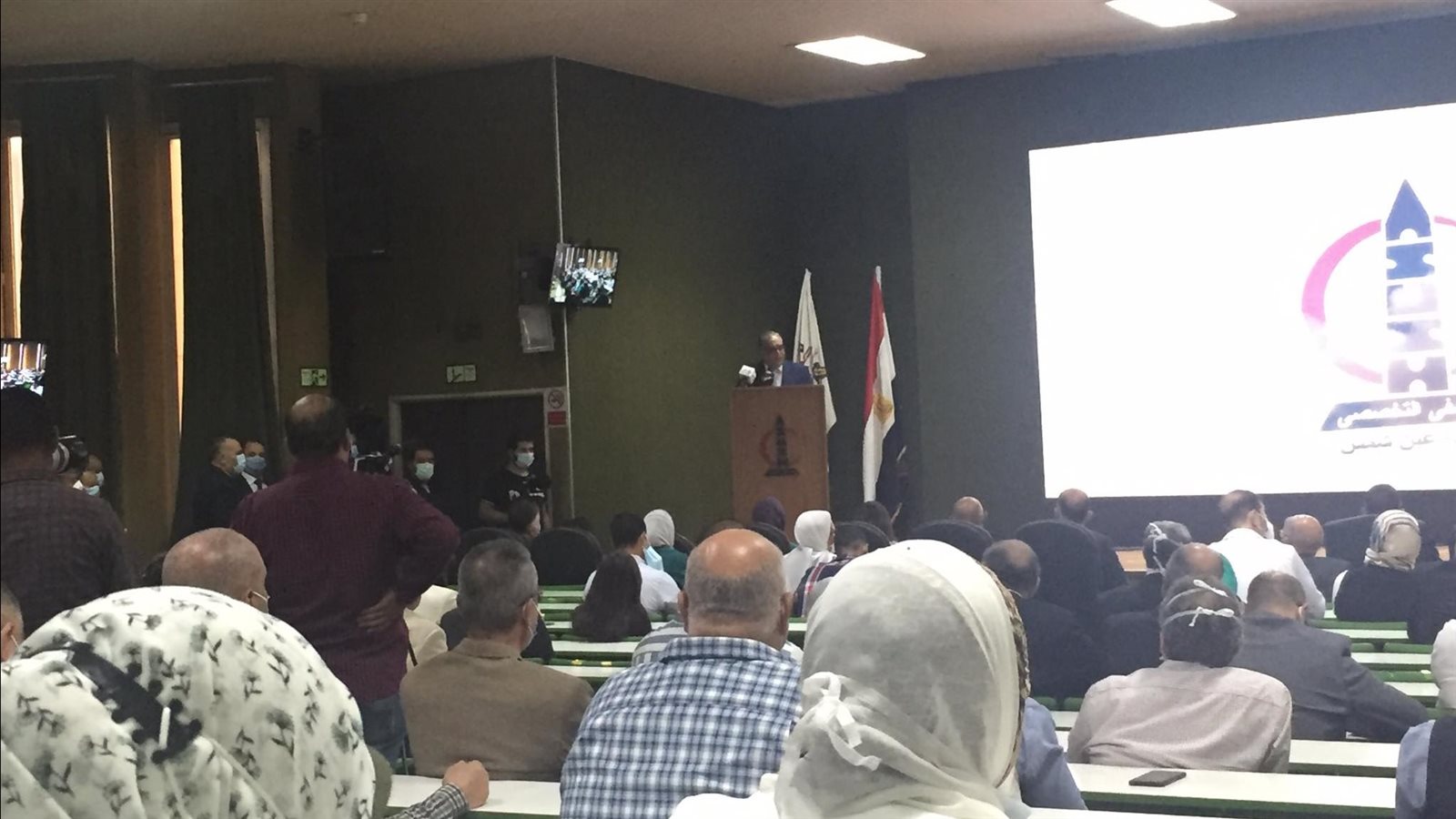 رئيس جامعة عين شمس 