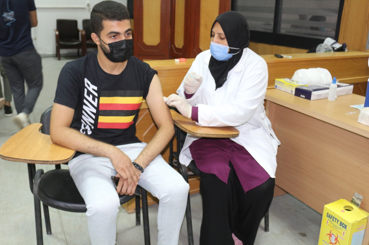 بدء تطعيم المرحله الثانية لطلاب جامعة المنصورة