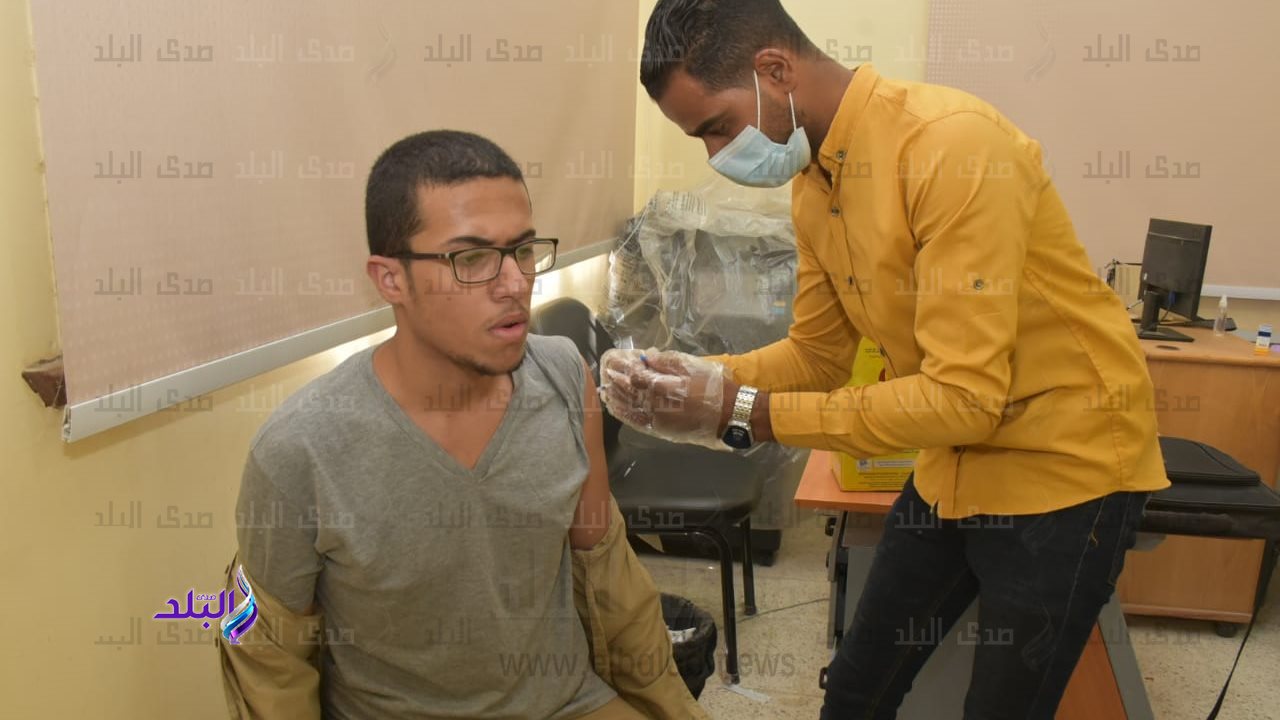 بدء توقيع  الكشف الطبي على الطلاب الجدد بجامعة الأقصر
