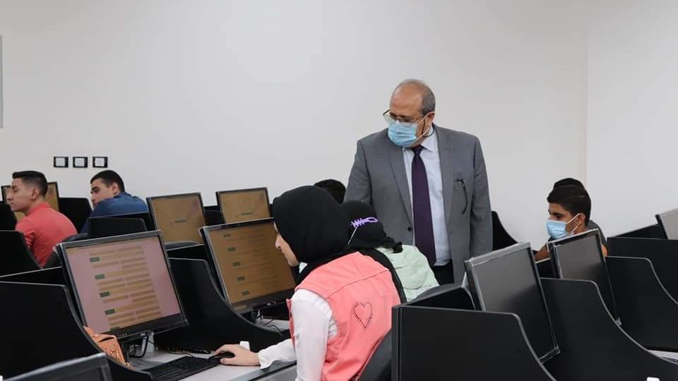 الدكتور هشام رئيس جامعة الدلتا التكنولوجيا 