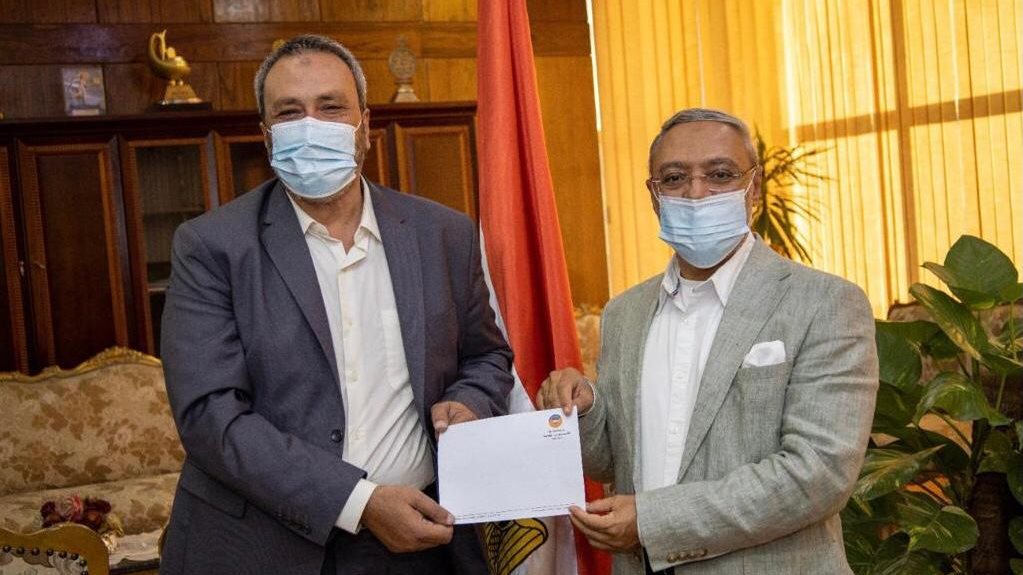 رئيس جامعة طنطا يهنئ  «الشبينى» للقيام بأعمال وكيل «كلية الط