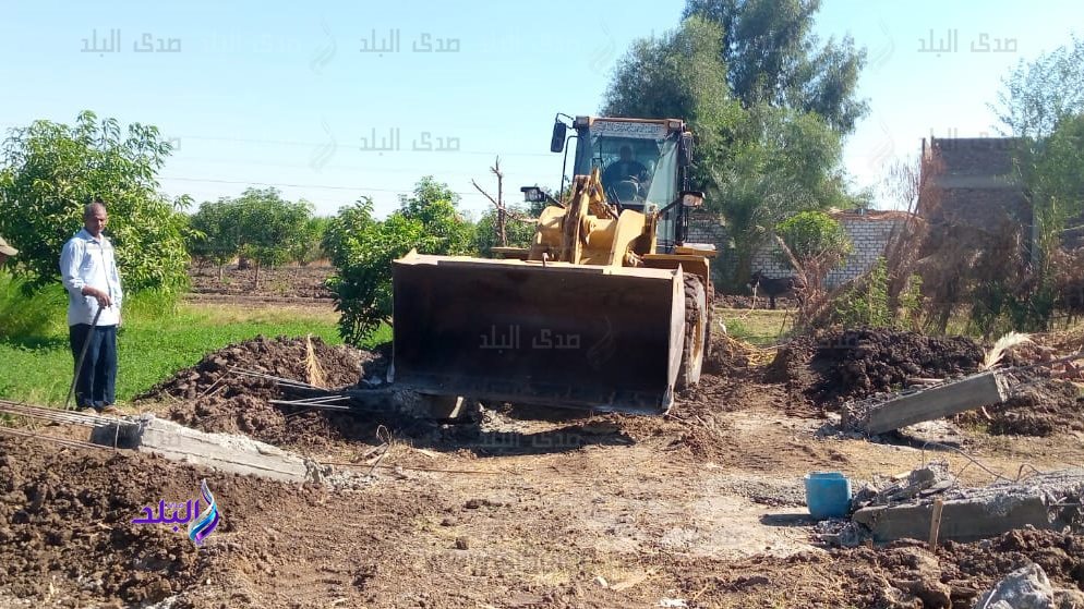 ازالات فى المهد بغرب الأقصر 