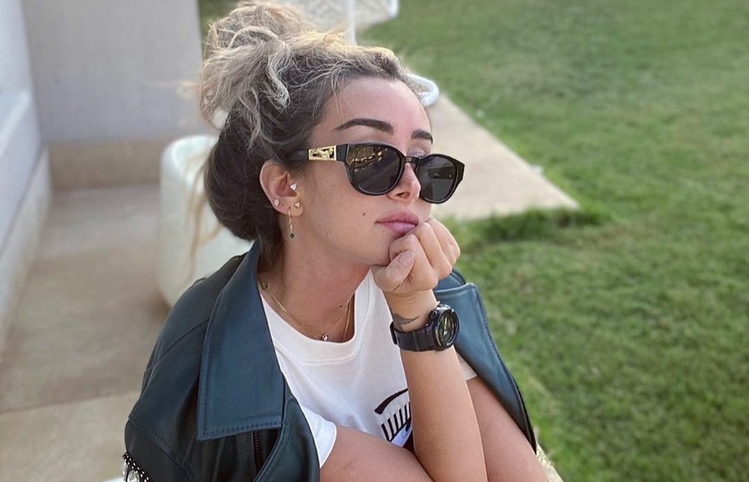 هنا الزاهد