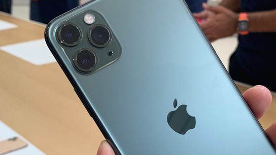 الحق العرض.. خصم 3600 جنيه من آبل على iPhone 11 Pro Max